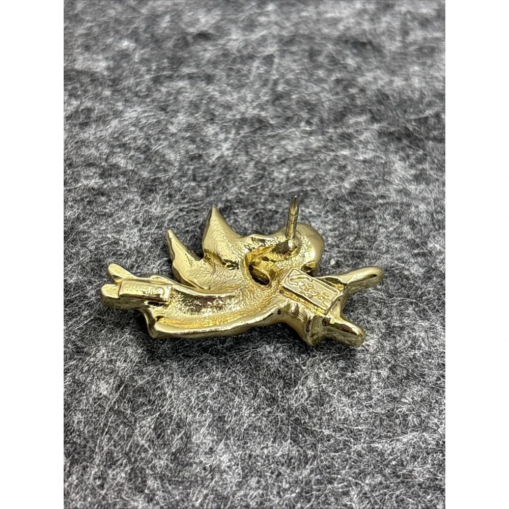 Liz Claiborne (LC) Two Tone Angel Brooch & Gigi Gold Tone Lapel Pin Vintage - Picture 10 of 14